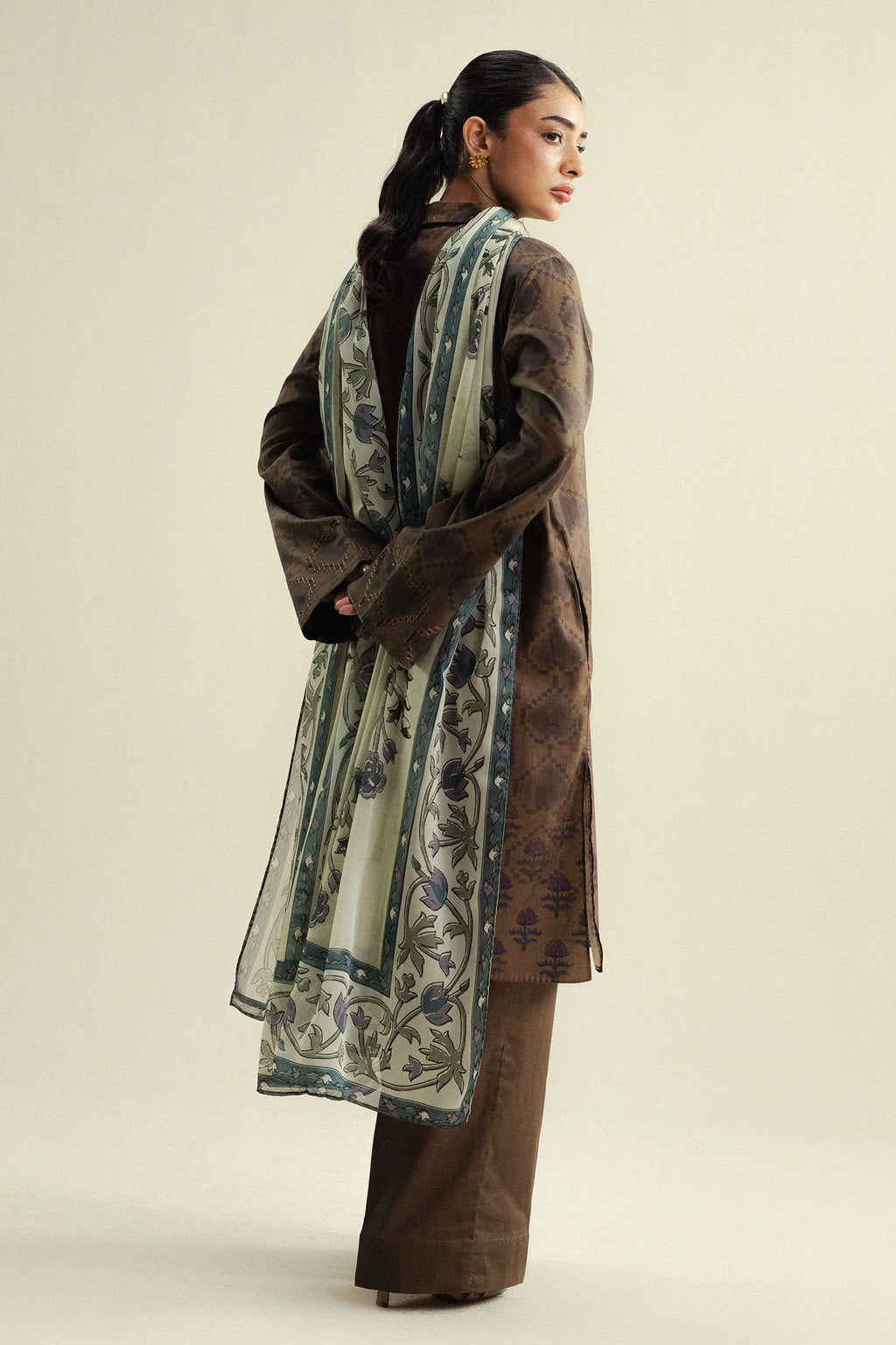 COCO By Zara Shahjahan — ROVE-6A